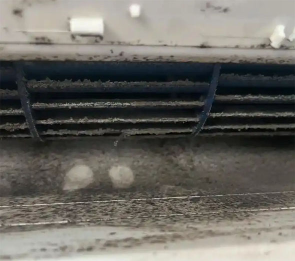 太谷空调吹的风有股烧焦味是怎么回事